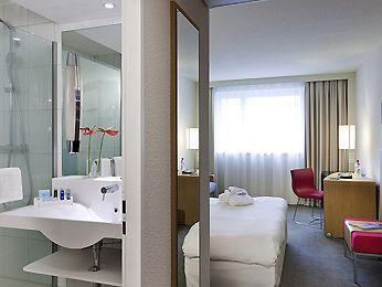 Отель Novotel Zurich City-West в Цюрих - Швейцария