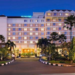 отель Novotel Solo