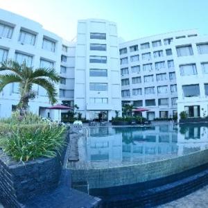 отель Hotel Aryaduta Manado