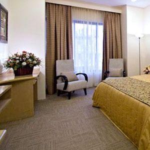 Clarks Exotica Airport Hotel