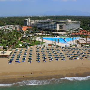 отель Adora Resort