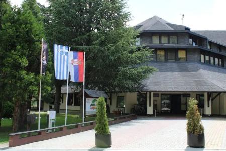 Отель Junior в Копаоник - Сербия