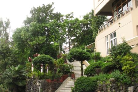 Отель Sinclairs Darjeeling в Гималаи - Индия