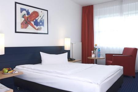 Отель InterCityHotel Frankfurt Airport в Франкфурт-на-Майне - Германия