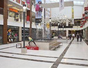 отель Hilton Garden Inn New Delhi / Saket