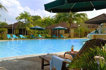 Отель Beringgis Beach в о. Борнео - Малайзия