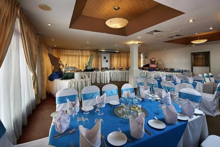 Отель Berjaya Hotel Colombo   в Маунт Лавиния - Шри-Ланка