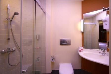 Отель Ibis Singapore on Bencoolen в о. Сингапур - Сингапур