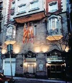 Отель Meson Castilla Atiram в Барселона - Испания