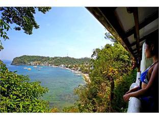 El Galleon Beach Resort