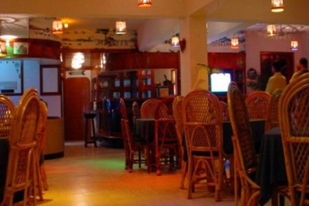 Отель Gaffinos Beach Resort в Кавелоссим - Индия