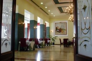 Adriatik hotel durres