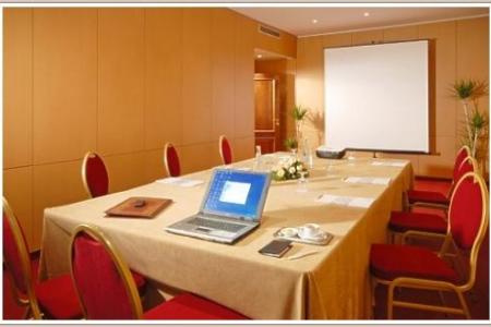 Отель La Maison Blanche в Тунис - Тунис