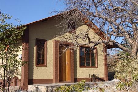 Etosha Safari Lodge