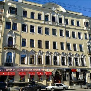 отель Пять вечеров