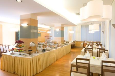 Best Western Premier Hotel Lovec