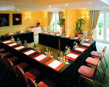 Tiara Chateau Hotel Mont Royal Chantilly