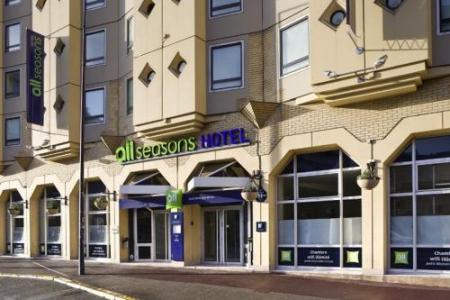 All Seasons Lille Centre Gare Beffroi