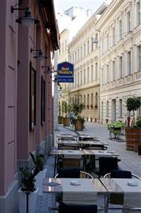 отель Ikonik Parlament