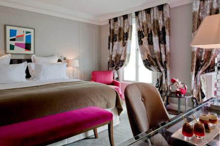 Отель Le Burgundy в Париж - Франция