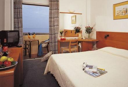 Porto Veneziano Hotel & Suites