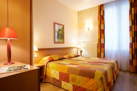 Отель Beaugency в Париж - Франция