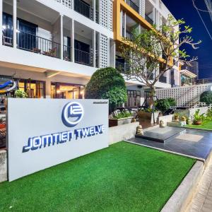 отель The Jomtien Twelve