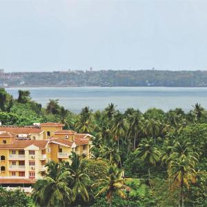 отель Sandalwood Hotel & Retreat