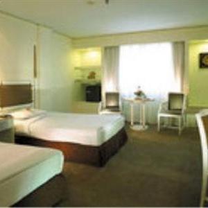 отель Royal Princess Larn Luang