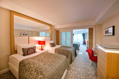 Отель Q Premium Resort в Окурджалар - Турция