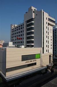 отель Holiday Inn Shanghai Hongqiao Central