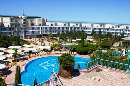AF Hotel & Aqua Park Complex