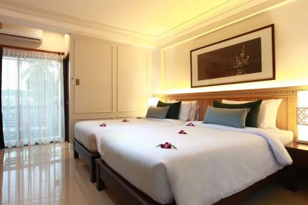 Adema Boutique Karon