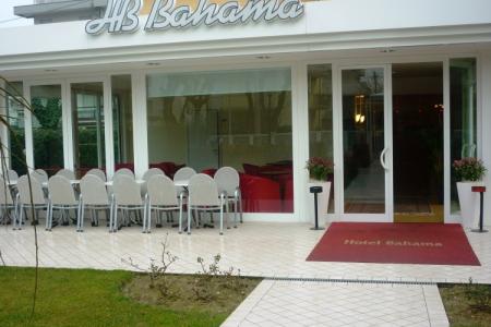 Отель Bahama в Римини - Италия
