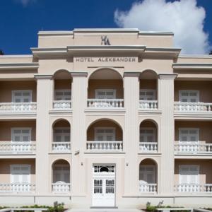 отель Aleksander