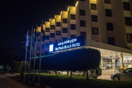Отель BM Beach Hotel в Рас-эль-Хайма - ОАЭ