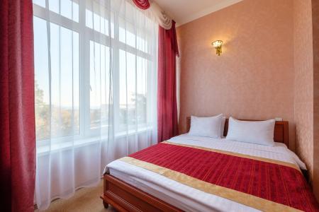 Отель Феодосия (ул. Пушкина) в Феодосия - Россия