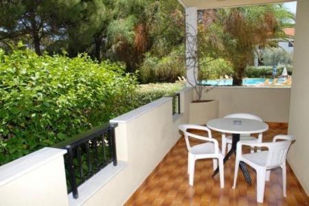 Отель Niki Hotel Apartments в Ялиссос - Греция