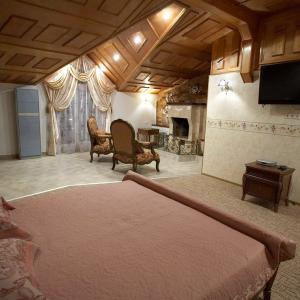 отель Аквилон