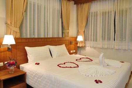 Отель Green Harbor Hotel & Service Apartments в пляж Патонг - Таиланд