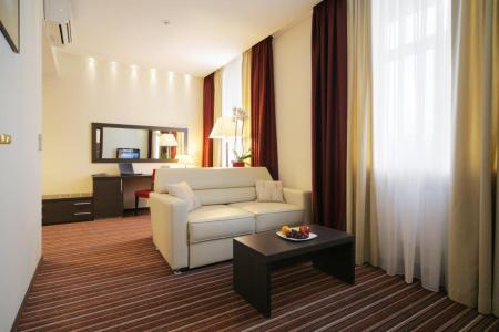 Грин Парк Отель