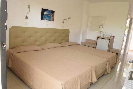 Отель Pambos Napa Rocks в Айя-Напа - Кипр