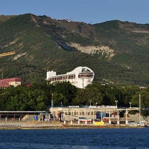 отель Cruise hotel by Kompass