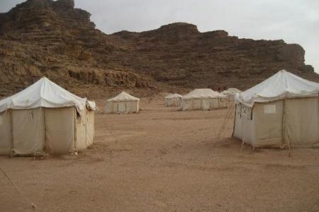 Jabal Rum Camp