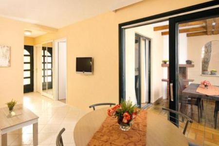 Отель Apartments Sol Amfora For Plava Laguna в П-ов Истрия - Хорватия