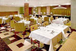 Benefit Plaza Congress Hotel