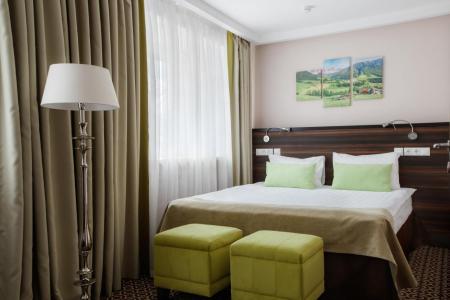 Отель Урал  в Екатеринбург - Россия