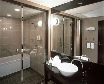 Royal Park Shiodome Tower