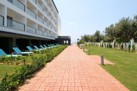 Gold Island Selected