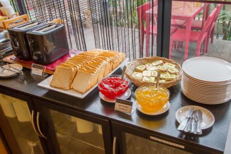 Отель The Cottage Suvarnabhumi в Суварнабхуми - Таиланд